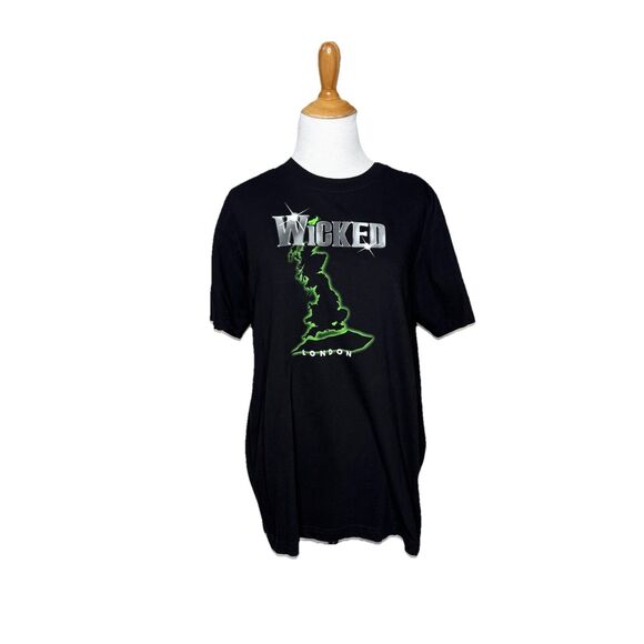 M&M'S Tops - Wicked Broadway Musical London Performance Black T-Shirt Tee Size medium Womens